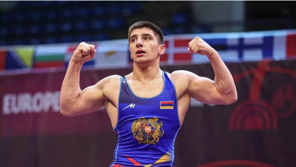 Армянские борцы завоевали две бронзы на молодежном ЧЕ