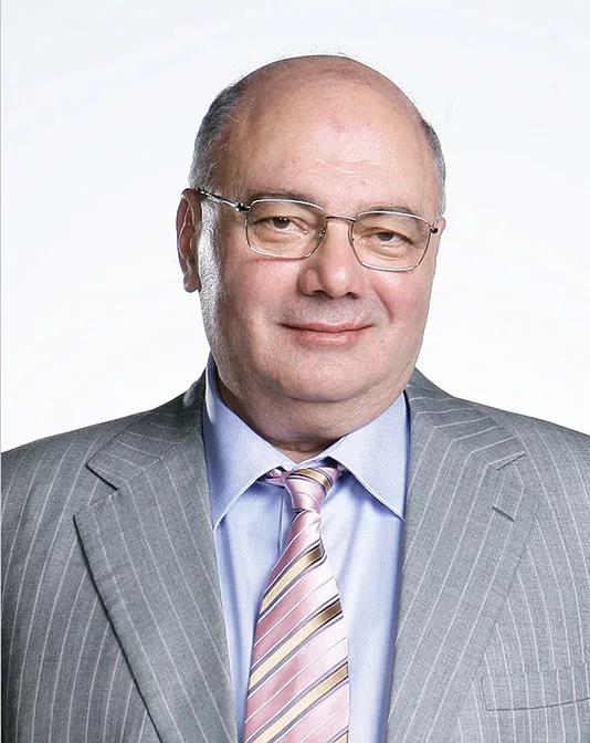 Спортивный организатор и основатель армянской баскетбольной федерации