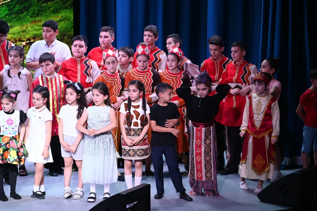 Отчётный годовой концерт культурно-просветительского центра им. Туманяна  