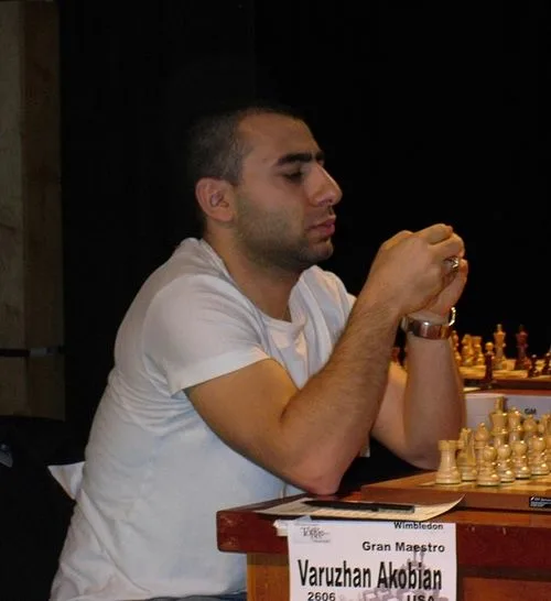 Варужан Акобян — армяно-американский шахматный гроссмейстер, мастер стратегии