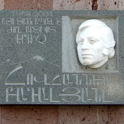 Голос, который слышен сквозь времена: память о Ованесе Бадаляне