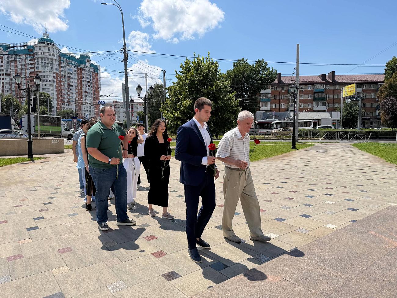 Представители РАНКА КК и КСАМ почтили память Ивана Айвазовского